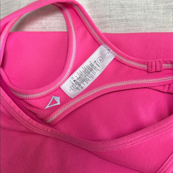 Ivivva by Lululemon Shirt Bundle - Picture 8 of 8